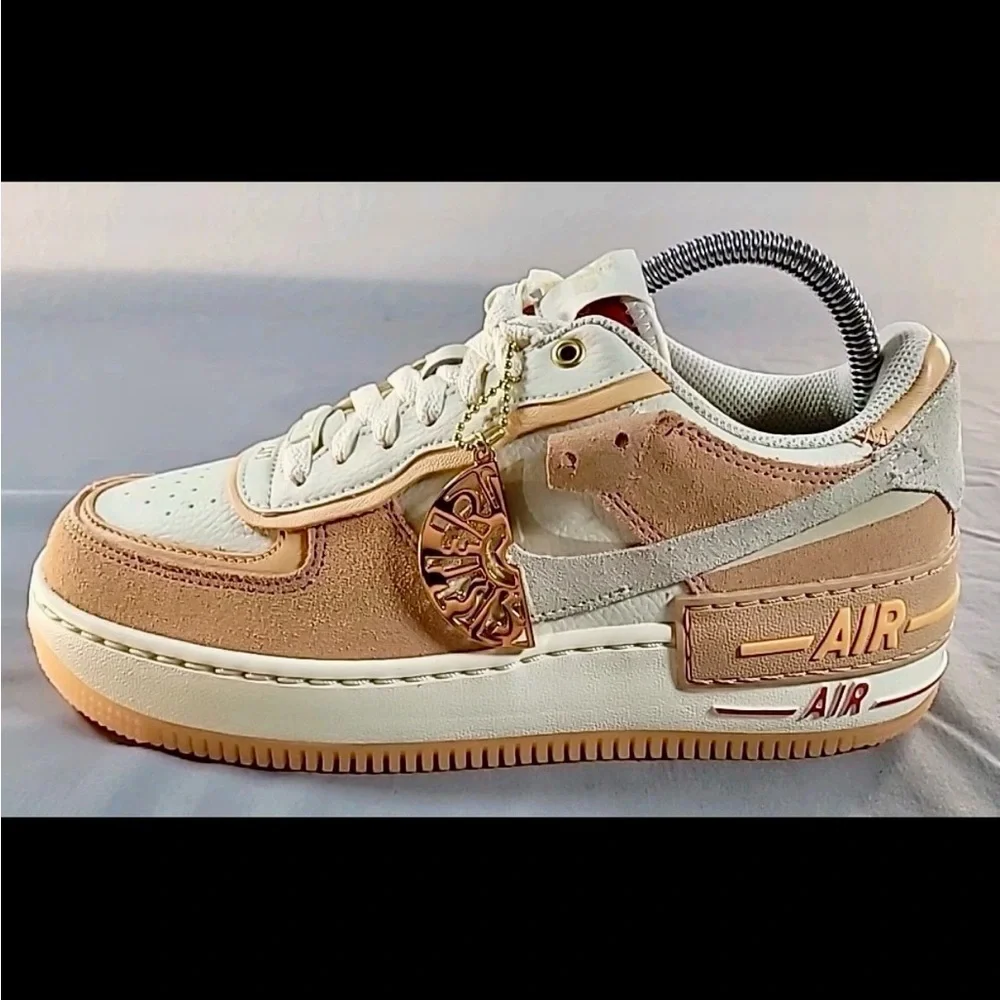 Nike Air‎ Force 1 Shadow Sisterhood Women’s Sz 8 Cashmere Orange DM8157-700 NWOB